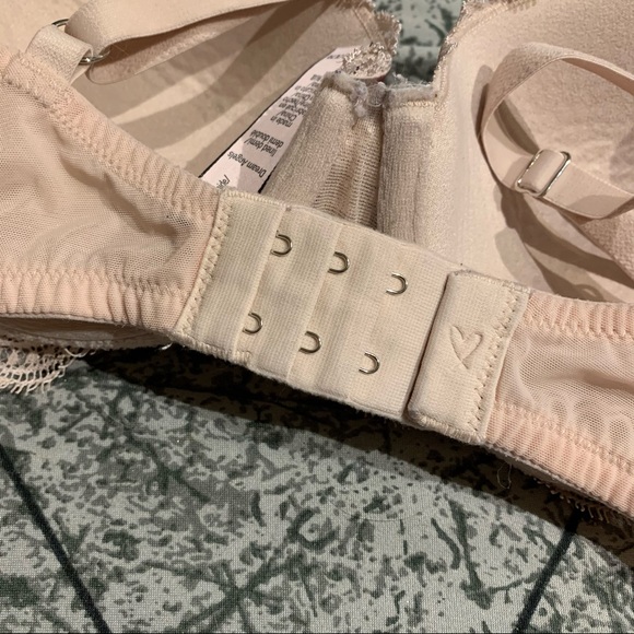 Victoria’s Secret bra - Picture 4 of 7